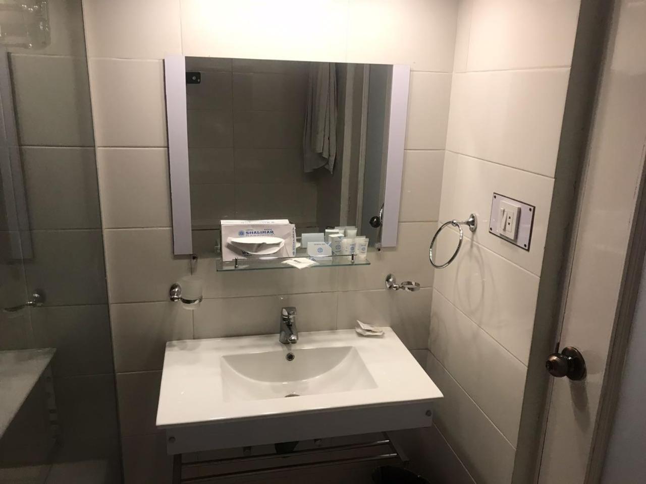 Hotel Shalimar Rawalpindi Dış mekan fotoğraf